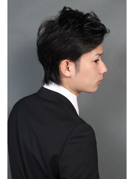 ワンワンオー バーバーショップ 博多店(@110 BARBER SHOP) 好感度 ビジカジツーブロック