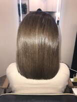 アールサロン アオヤマ(Rr SALON AOYAMA)&nbsp;プラチナミネコラ（白髪染め）