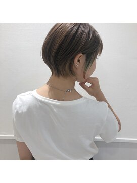 ノア ヘアデザイン 町田店(noa Hair Design) ショートボブ×インナーカラー