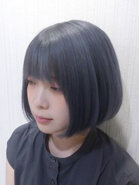 トムキャット(TOM CAT) 夏 ショートボブ ダークグレー