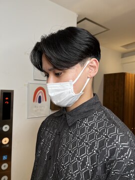 エクリ 麻布十番(equri) ニュアンスパーマセンターパート