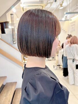 ネオリーブアイム 横浜西口店(Neolive aim) 大人の魅力ぱつっと切りっぱなしミニボブショートヘアは横浜