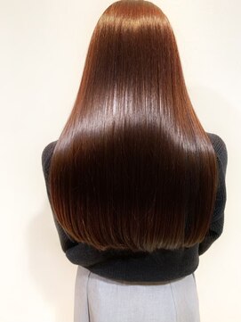 ルッソ チアロ(Lusso chiaro) Lussoオリジナル髪質改善トリートメント/30代40代50代