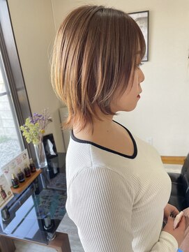 ルフテ(LOFTE) ウルフショート×ベージュカラー☆