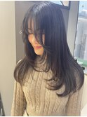 レイヤーカット×グレージュ