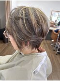 ハイライトショートボブ