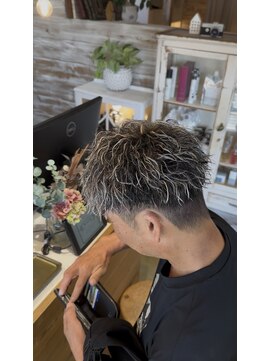 キートス(kiitos) ツイストハイライト