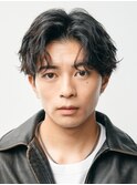 メンズセンターパート七三分けパートニュアンスパーマ刈り上げ