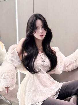 《LUNA》くびれ巻き/レイヤーカット/クリアブラック