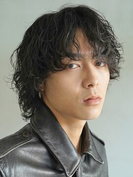 フィフス(fifth) 原宿シャドウパーマメンズカットマッシュウルフメンズミディアム