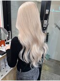 原宿/ホワイトブロンド/海外ヘア　レイヤーカット ケアブリーチ