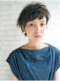 アシンメトリーなクセ感ショート◇アッシュオリーブで透明感◇