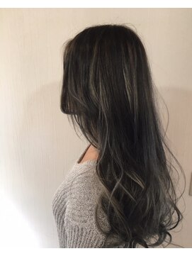 ルアナ ヘアーメイク(LUANA Hair Make) 外国人風マットアッシュ
