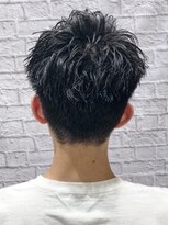 ミーティア バイ クアトロ(Meteor By QUATRO) 夏定番!!刈り上げスタイル!!