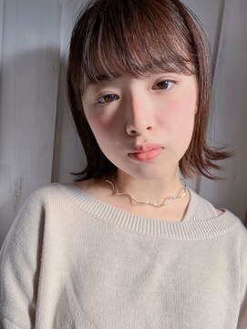 エシレ(esille.) オレンジベージュと外ハネとボブ