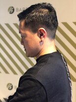 バーバーバー アカバネ(BARBER-BAR AKABANE) 大人の刈り上げスタイル【BARBER-BAR】