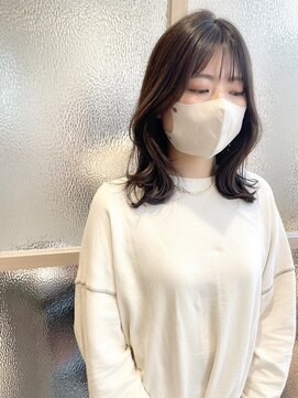 エレノア 梅田店(Eleanor) 20代30代40代大人可愛いオリーブカラー