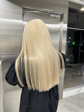ナイロンバイセレクション(NYLON by Selection.) blond