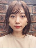 顔周りレイヤーカットくびれヘアミルクティーベージュカラー