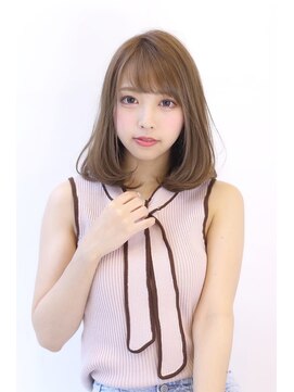 オーロ 緑地公園店(ORO) ひし形シルエットグレーベージュエギョモリエアリーミディ