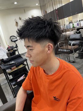 ヘアープロポーザー ラグ(hair proposer Leggu) フェードスタイル