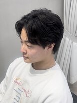 リベル(LIBER)&nbsp;メンズパーマ/センターパート/毛流れパーマ/八王子/眉毛/岩名