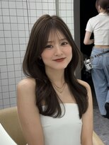 ジュイル ハラジュク(JEWIL HARAJUKU)&nbsp;レイヤーカットとオリーブカラー