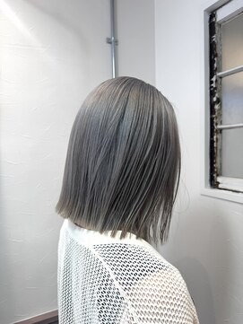 ヘアーサロン キー(Hair salon key) ミルクティーグレージュ