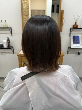 ボブ/切りっぱなし/外ハネ/くびれ/