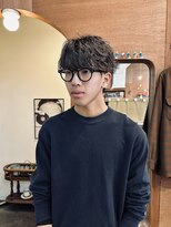 エディ(Edy)&nbsp;シースルーフェザーフェザーパーマニュアンスパーマメンズカット