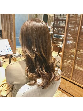 髪屋こころ 浦和美園 透明感アップベージュカラー