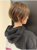 ナチュラルショートボブ