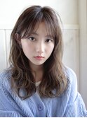 フリンジウエーブオリーブベージュ前髪大人かわいい