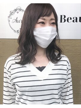 オラ ボーテ(Aura Beaute) 愛されミディアム×大人かわいいオン眉