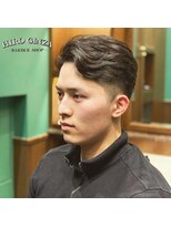 ヒロギンザバーバーショップ 丸の内店(HIRO GINZA BARBER SHOP)&nbsp;前下がりニュアンスパーマメンズ七三分け　東京丸の内大手町