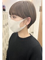 コス(kos)&nbsp;大人かわいい夏ショート/グラデーションカット/似合わせカット