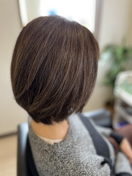 コア フィール ア デイ(COIFFURE A DAY) 【M3D見附今町】髪質改善カラーお得クーポン有り