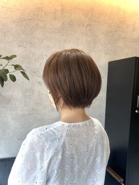 キロ(Kiro) 【Kiro】丸みのショート×ブルーアッシュ