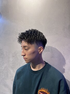 ギヴヘアインダストリー(Give hair industry) ローフェードスタイル