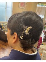 サロンドミナ(SALON DE MINA) 大人のアップ
