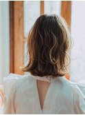20代女子にオススメ！可愛い系巻き小顔ライン重めボブ肩まで
