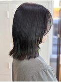 顔まわりにアクセント