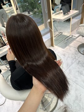 ロンドルピナス 小倉(Lond Lupinus) ブルーブラック/ワイドバング/美髪のススメ/外ハネボブ/北九州