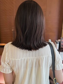 チップタップ 町田店(tip top)の写真/印象を左右する前髪や顔周りを1人1人の理想に+αの似合わせを加え、個性を活かしたデザインで新しい魅力を