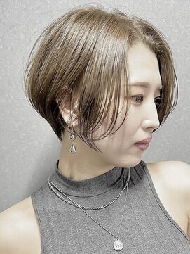 エストアール フクオカ 福岡博多店(est-r. Fukuoka) 博多/ショート/くびれショート/ベージュ/アディクシーカラー