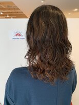 アズールサン 草加西口店(azule-sun) レディースパーマ,ロングレイヤー,ゆるウェーブ【草加】