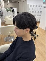 become men's hair 名駅EAST【10月3日 NEW OPEN(予定)】&nbsp;曲がる縮毛矯正で作るニュアンスパーマ/センターパート/メンズ