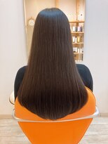 アヴァン(avan.)&nbsp;艶髪ロングヘア【朝霞美容院HairSalon avan】