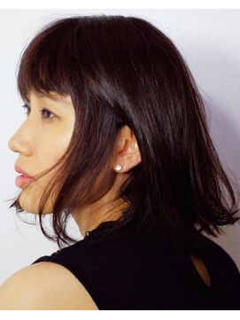 キリエ 豊川稲荷口店(KYLiE) レッドブラウンのボブ/ニュアンスカラー/ぱっつん前髪 30代40代