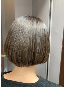 ヘア デザイン クランプ フロント(Hair Design CLAMP front) ミニボブ